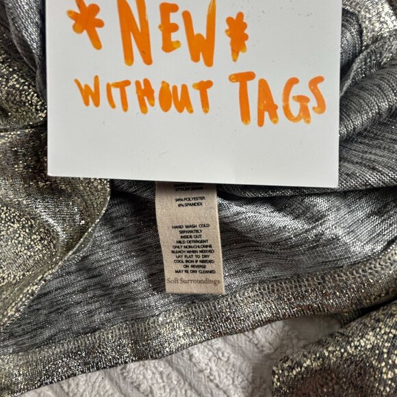 Soft Surroundings Women Metallic Silver Long Sleeve Surplice Wrap Top Large NWOT - Picture 4 of 7